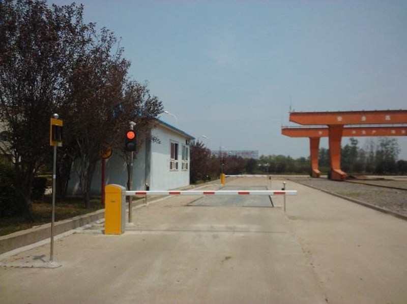 <b>无人值守地磅系</b>